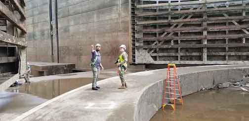 A dry boat lock on the Bonneville Dam on the Columbia River. (Megan Innes/U.S. Army Corps of Engineers)
