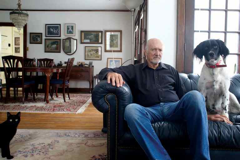 Ed Chaney runs the Northwest Resource Information Center from his home in Eagle, Idaho, with Bear, right, and Winston as company. Chaney has been a vocal opponent of the Columbia Basin Fish Accords (photo Joe Jaszewski)