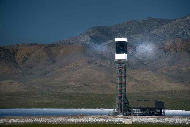 The Ivanpah Solar Electric Generating System in California is a concentrating solar power station.
(Howard Ignatius photo)