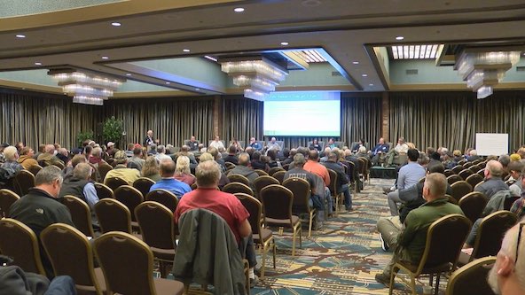 Experts meet for public panel on potentially removing Snake River dams.