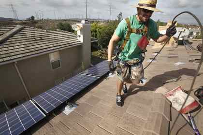 Photovoltaic panels installed at the Desert Sunlight Solar Farm do not require washing, drastically reducing the project's impact on local water resources.