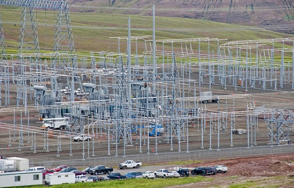 Central Ferry substation (image via Puget Sound Energy)