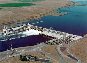 (EPA photo) Ice Harbor Dam on the Lower Snake River near Pasco, Washington