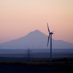 Leaning Jupiter wind farm in eastern Oregon is owned by PacifiCorp.