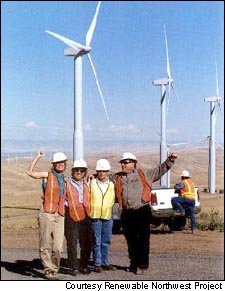 Stakeholders tour the new turbines at Stateline.
